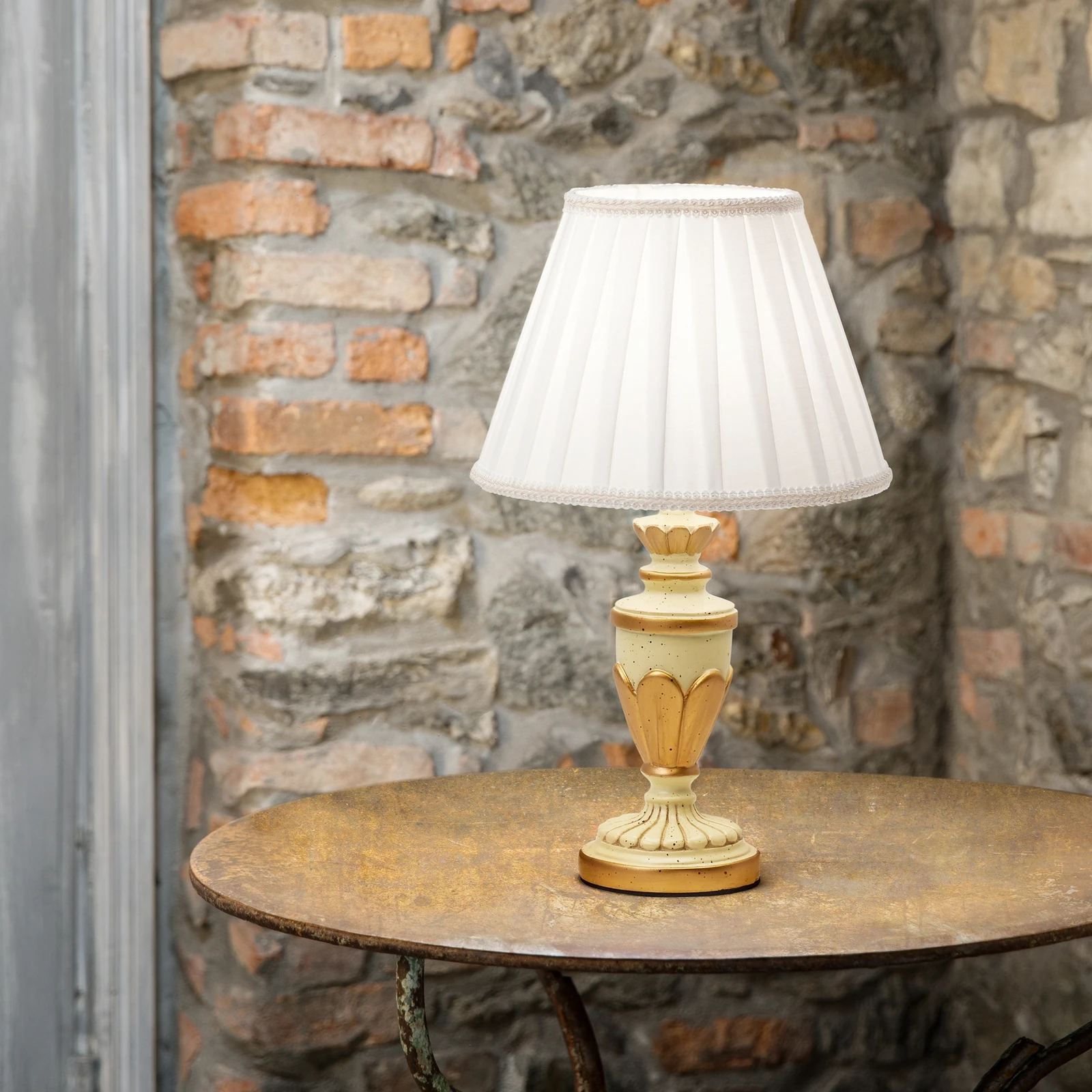 Firenze TL1 White installed in an interior