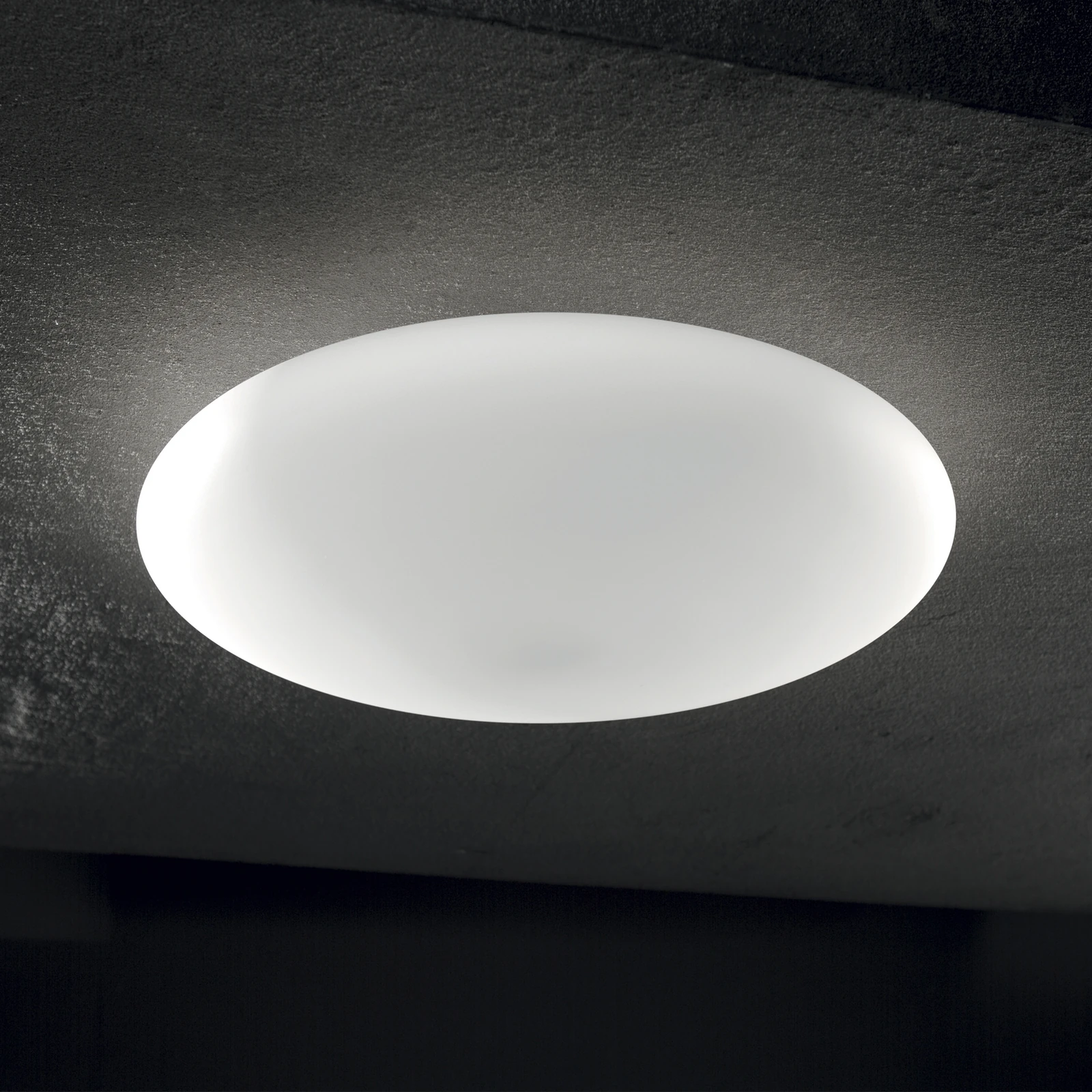 Smarties by Ideal Lux, installed