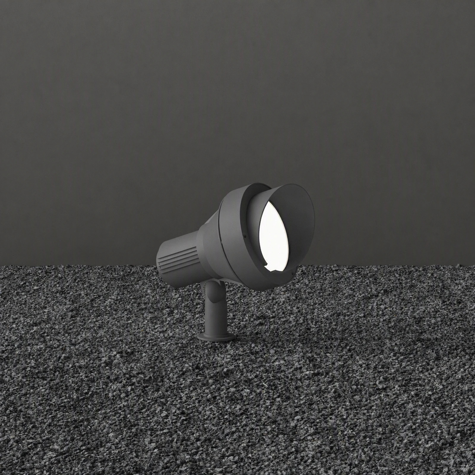 Terra Pr1 Big Anthracite installed in an interior