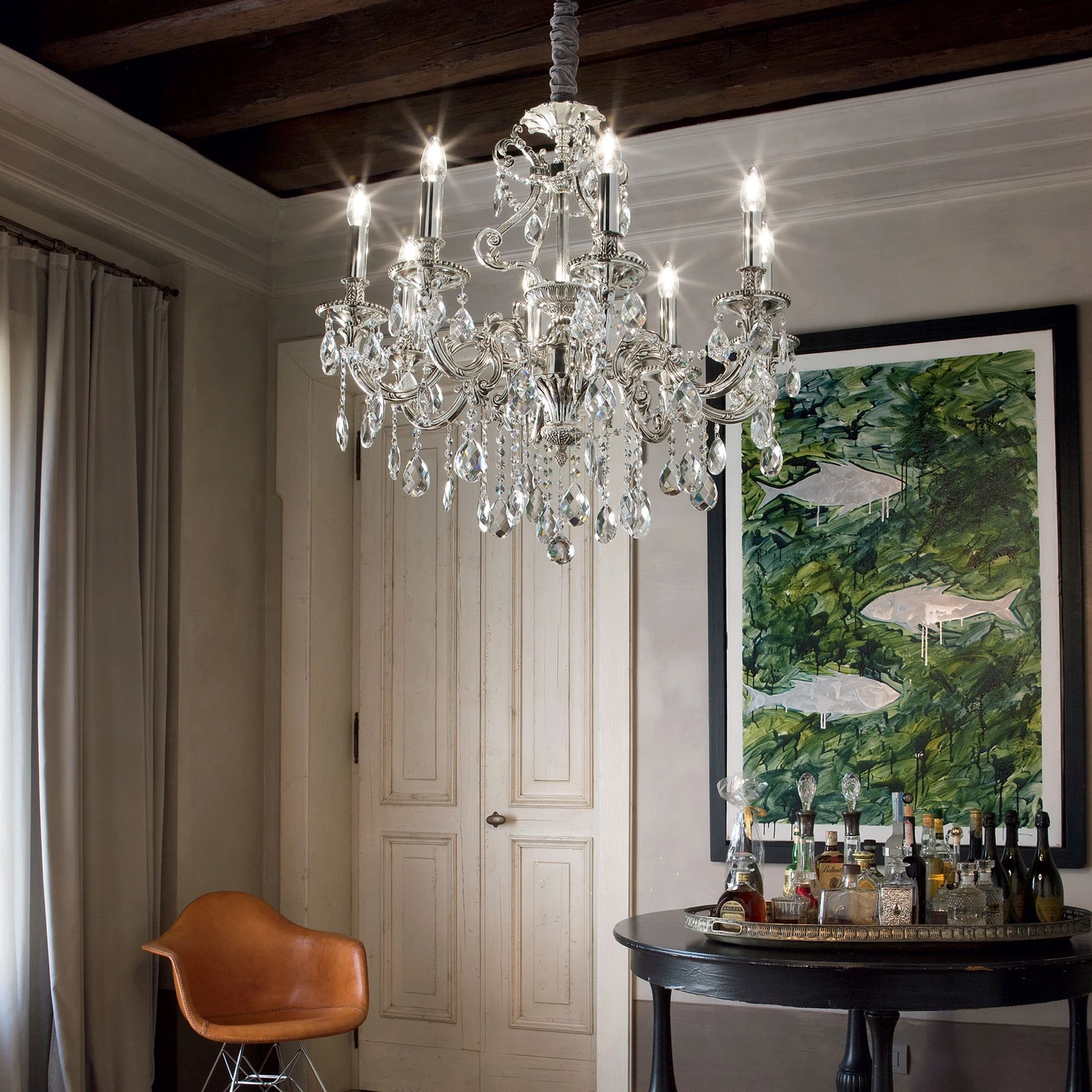 Gioconda SP08 Silver installed in an interior