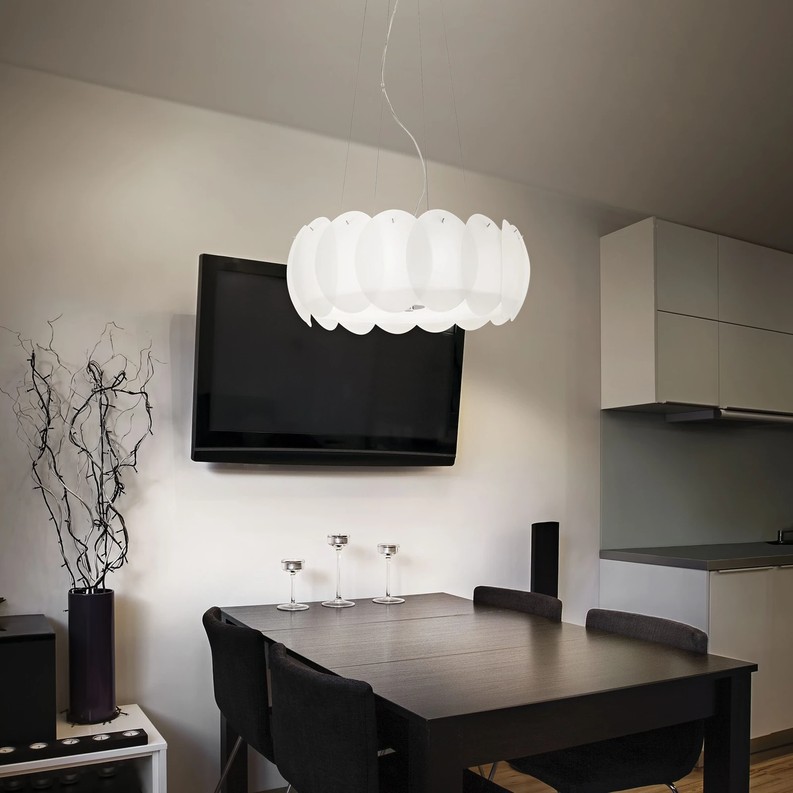 Ovalino by Ideal Lux, installed