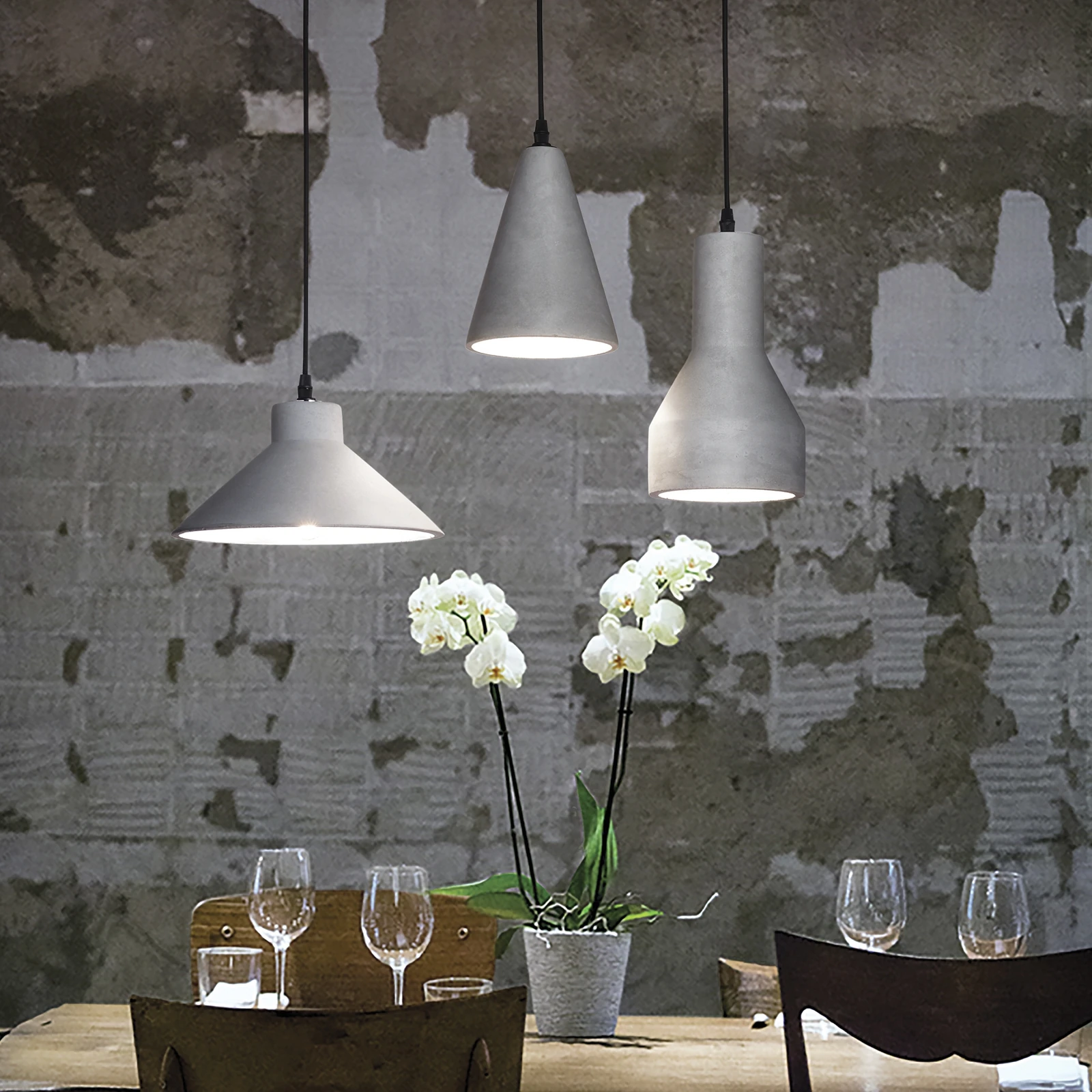 Oil-2 SP1 by Ideal Lux, installed