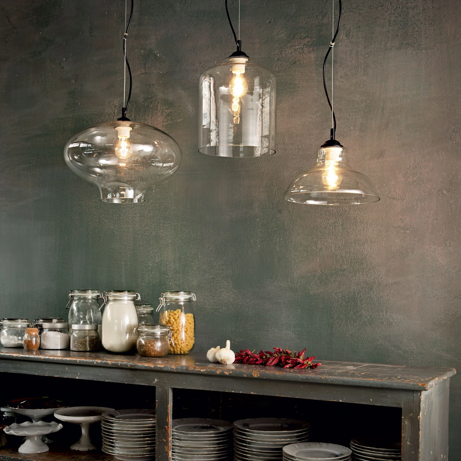 Bistro' SP1 Plate Clear installed in an interior