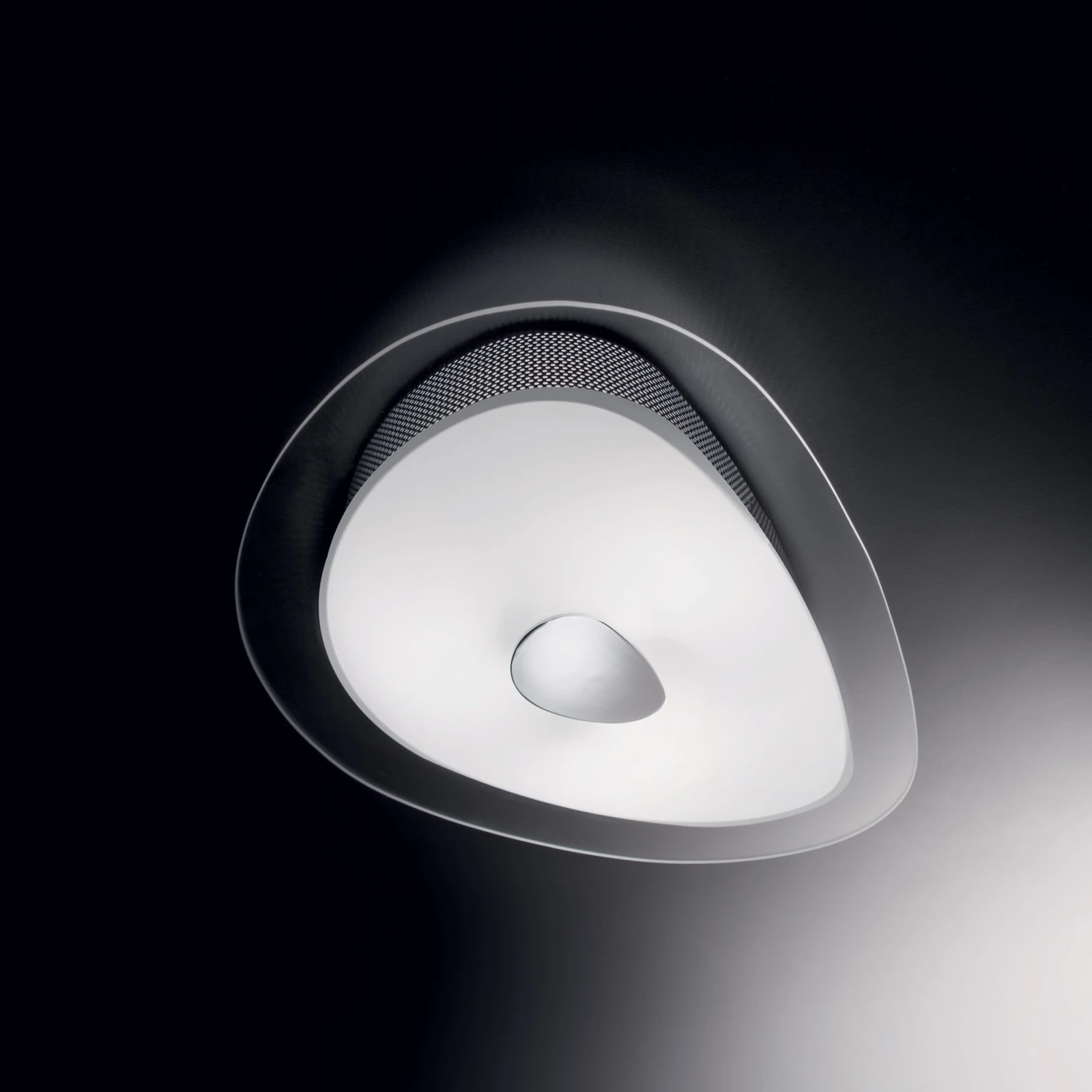 Geko by Ideal Lux, installed