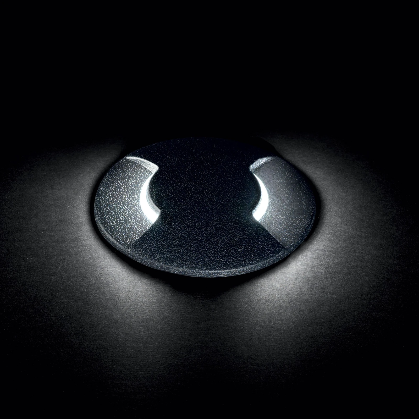 Way Fi Round Double by Ideal Lux, installed