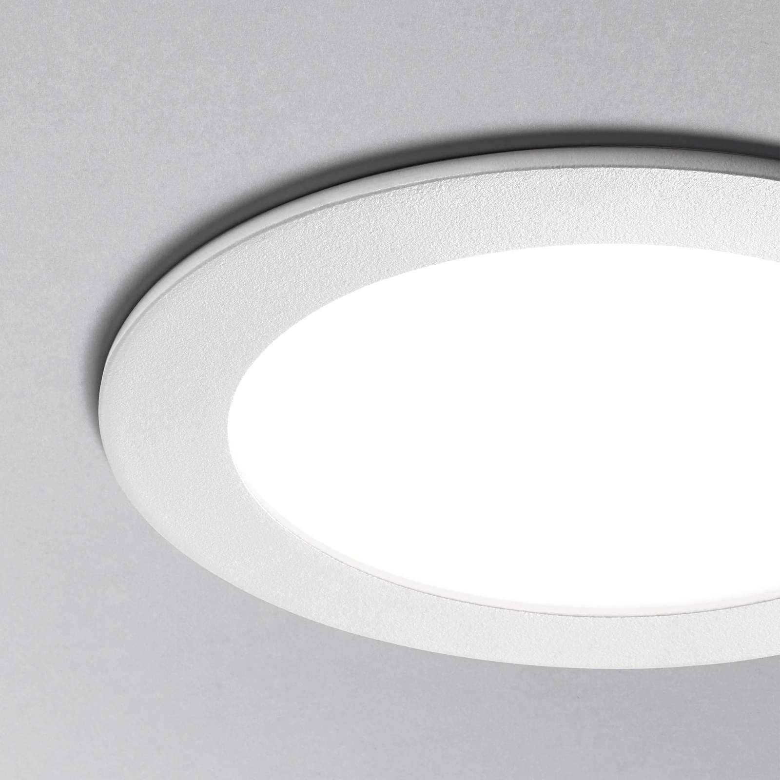 Groove Fi 20W Round 3000K installed in an interior