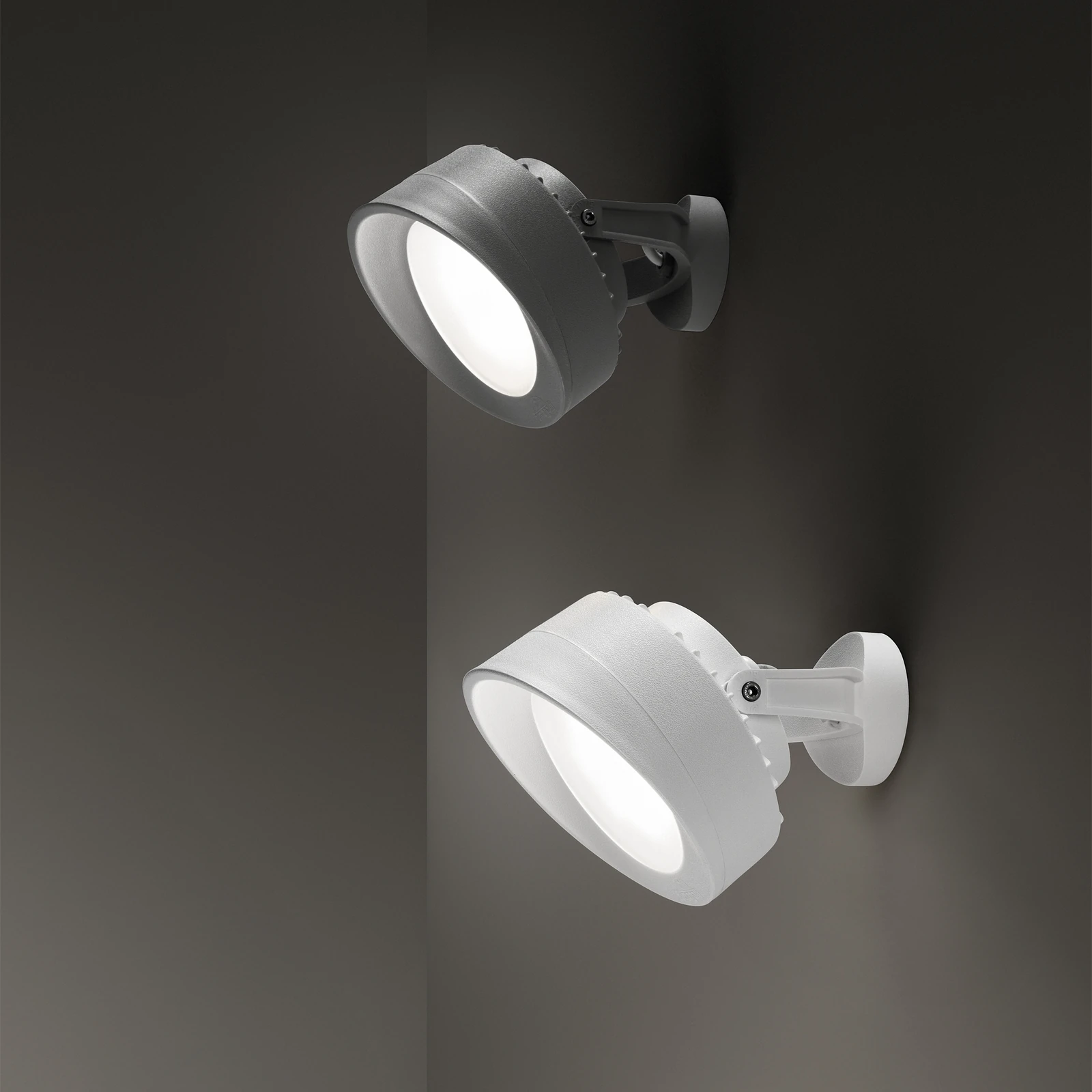 Litio AP1 by Ideal Lux, installed