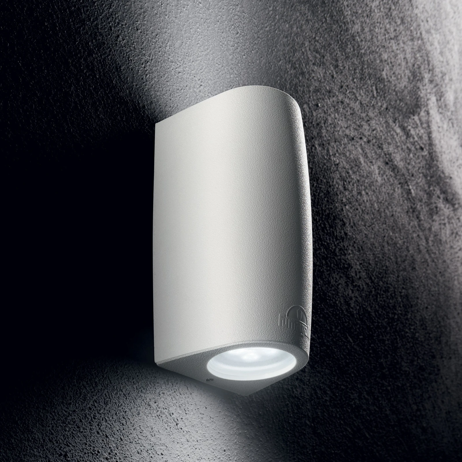 Keope AP2 White installed in an interior