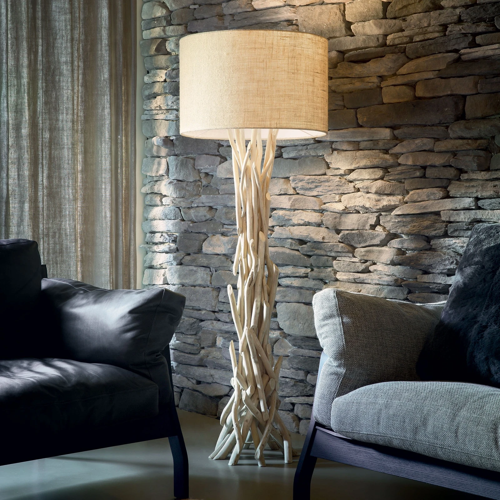 Driftwood PT3 by Ideal Lux, shown installed