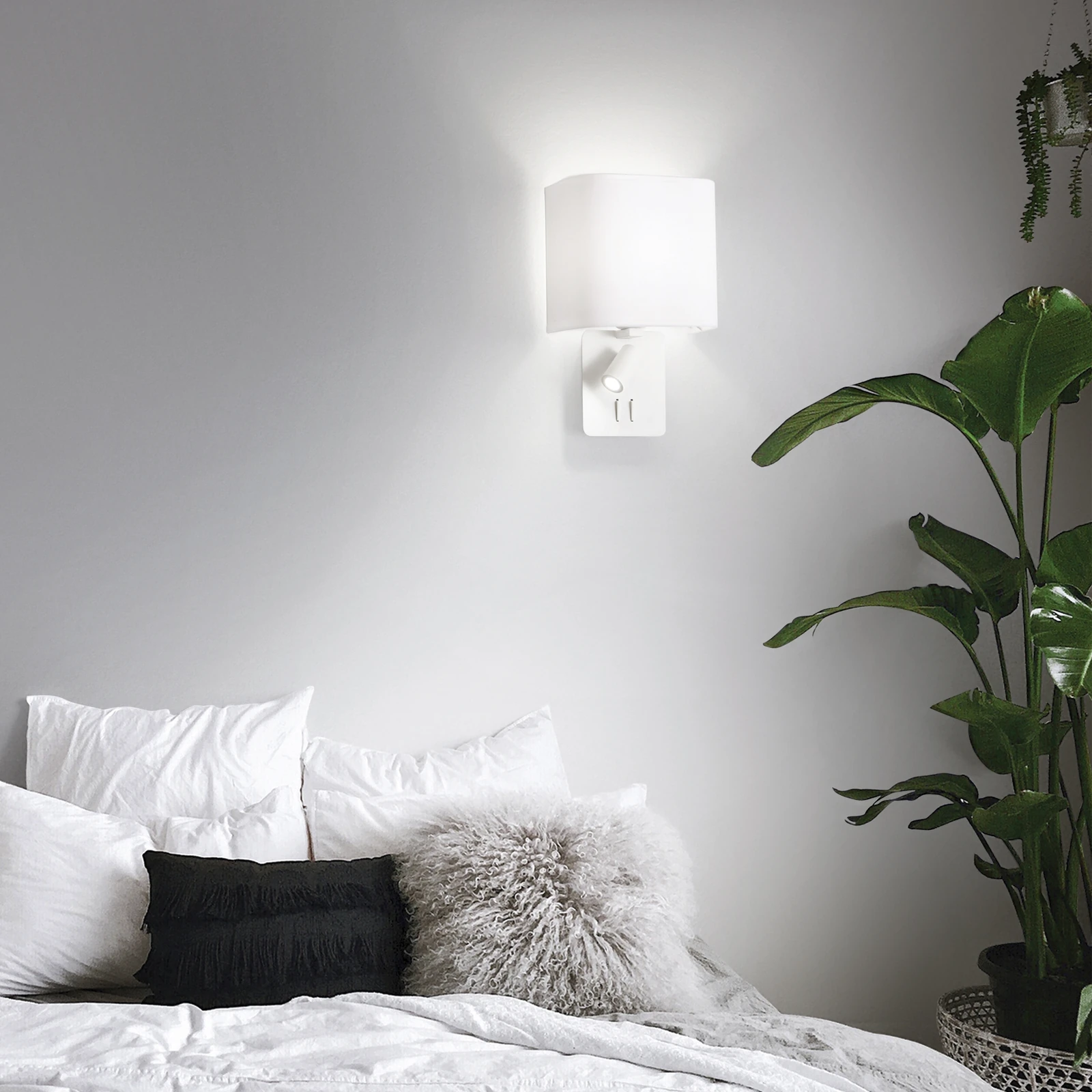 Gea Map2 White by Ideal Lux, installed