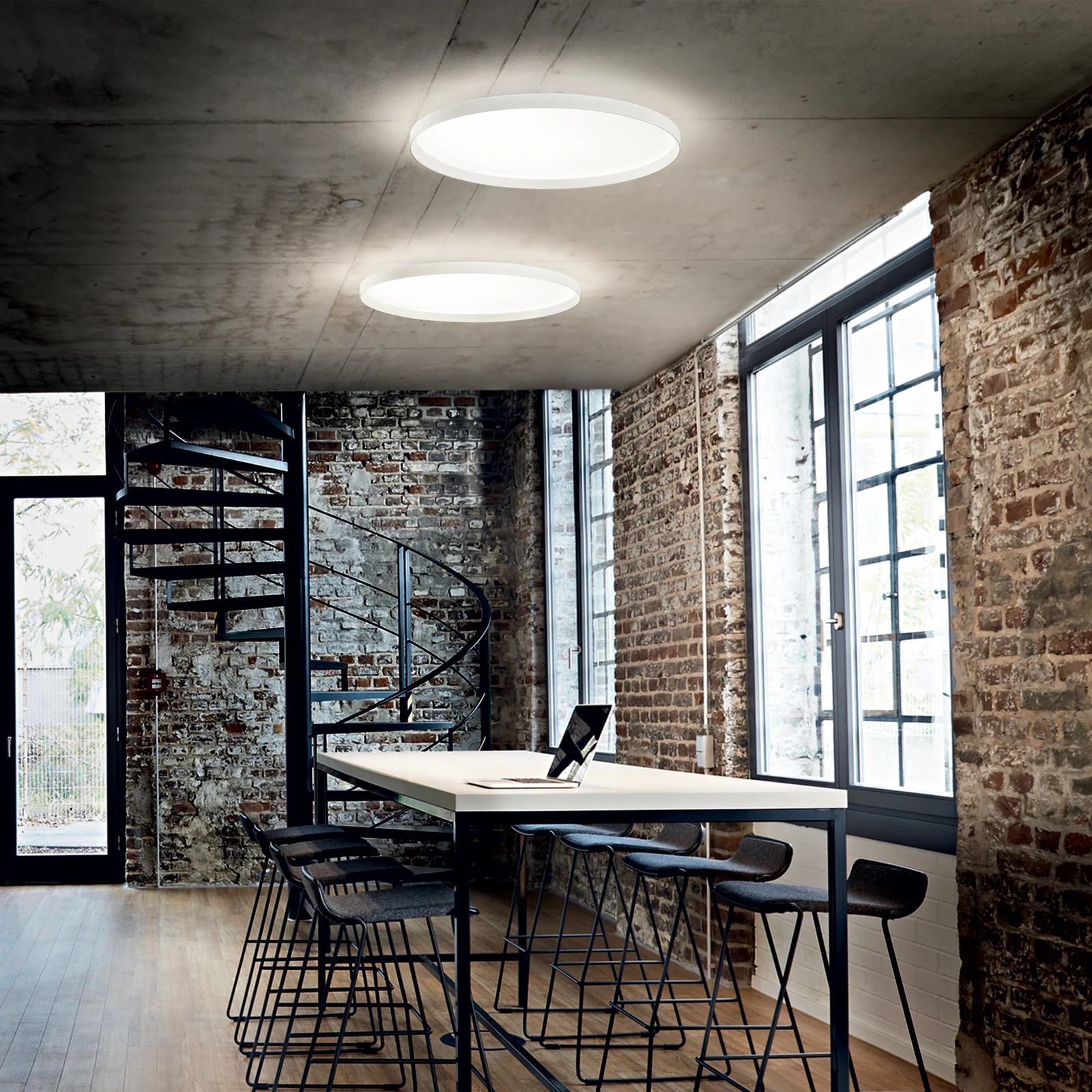 Fly PL D35 3000K White by Ideal Lux, shown installed