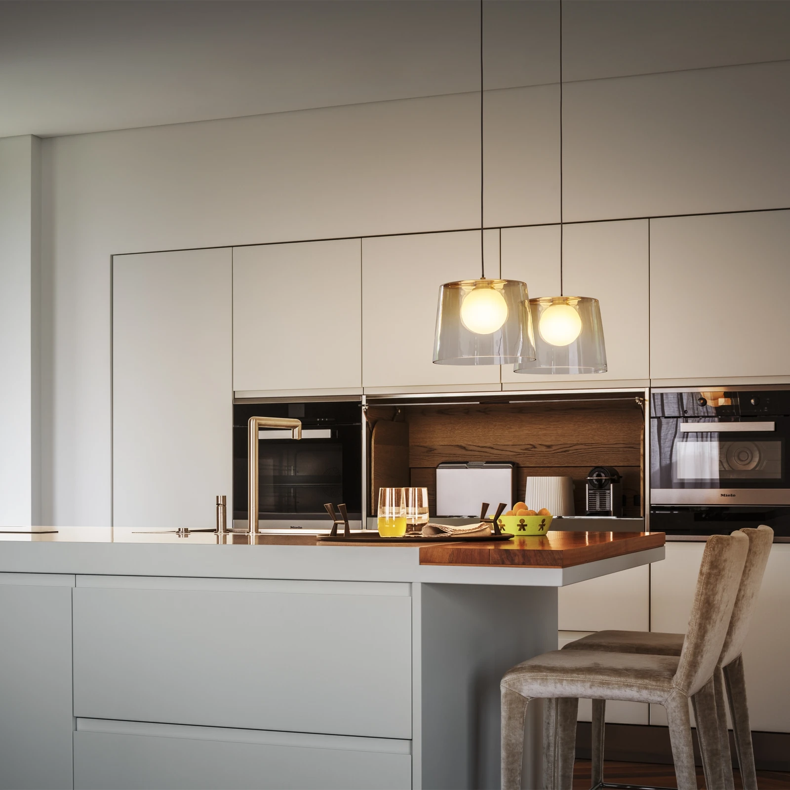 Fade SP1 Amber by Ideal Lux, installed