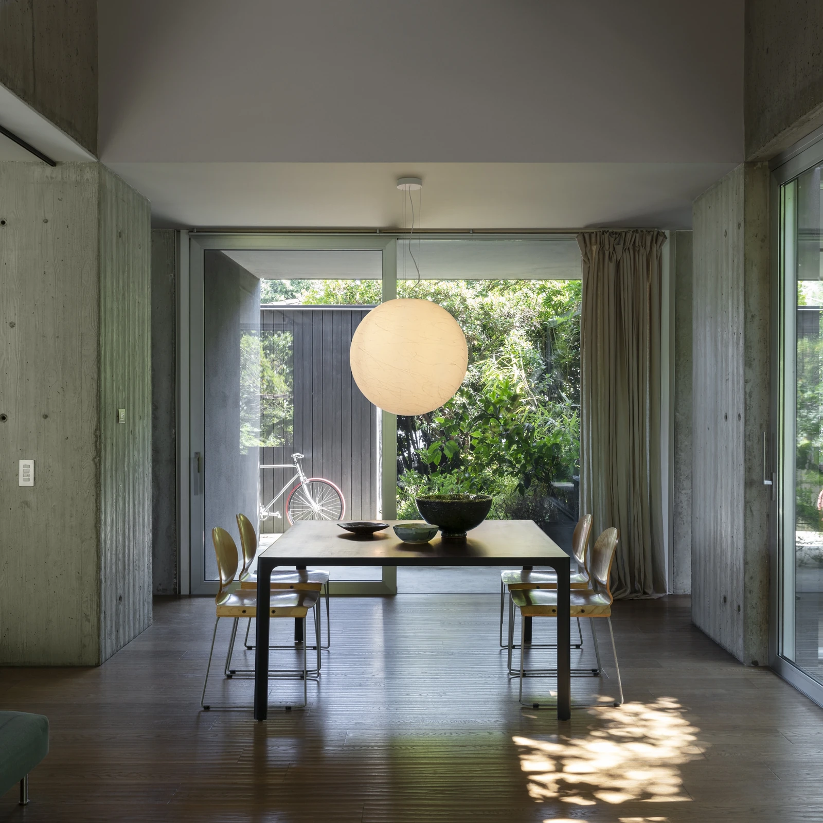 Carta SP1 by Ideal Lux, installed