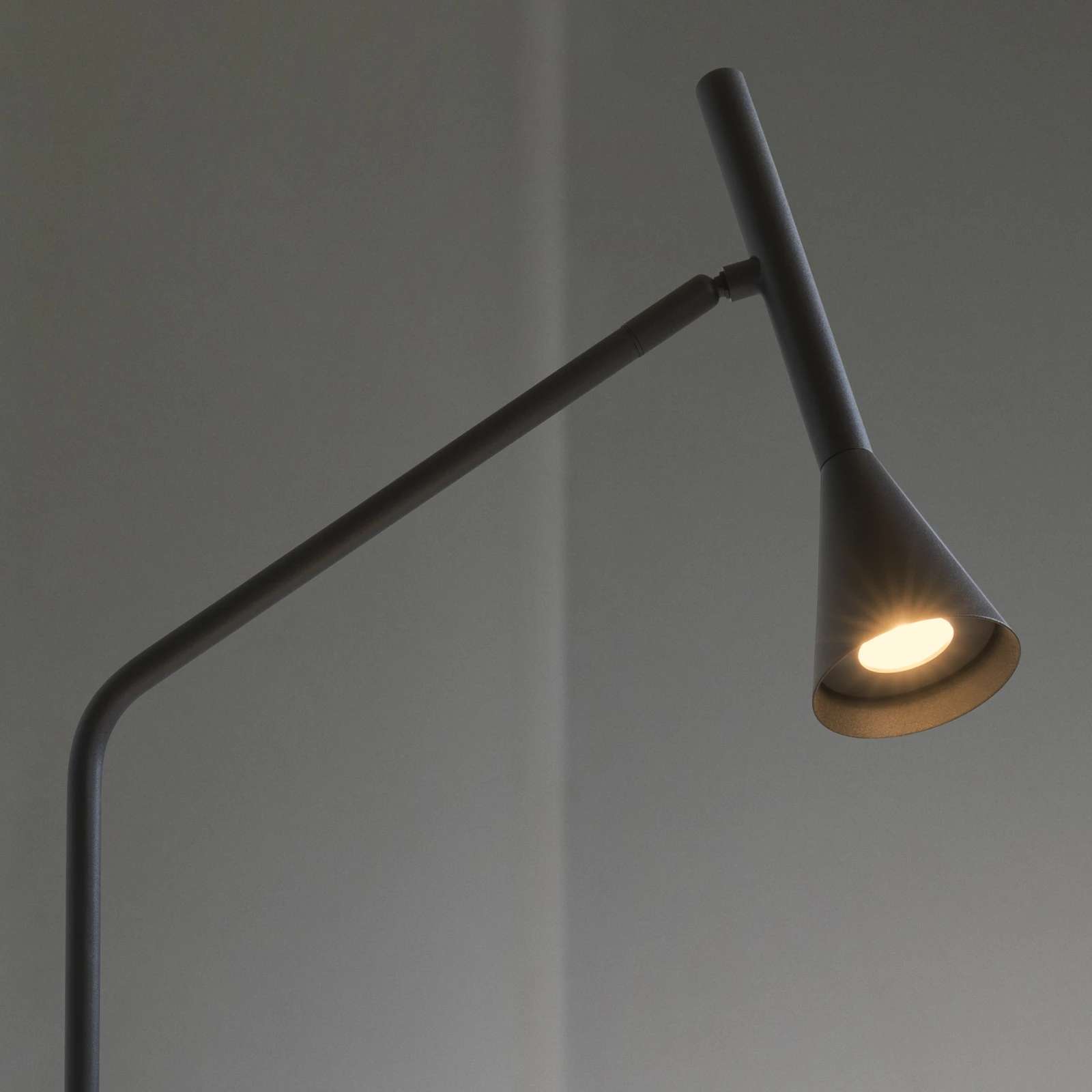 Diesis TL Black installed in an interior