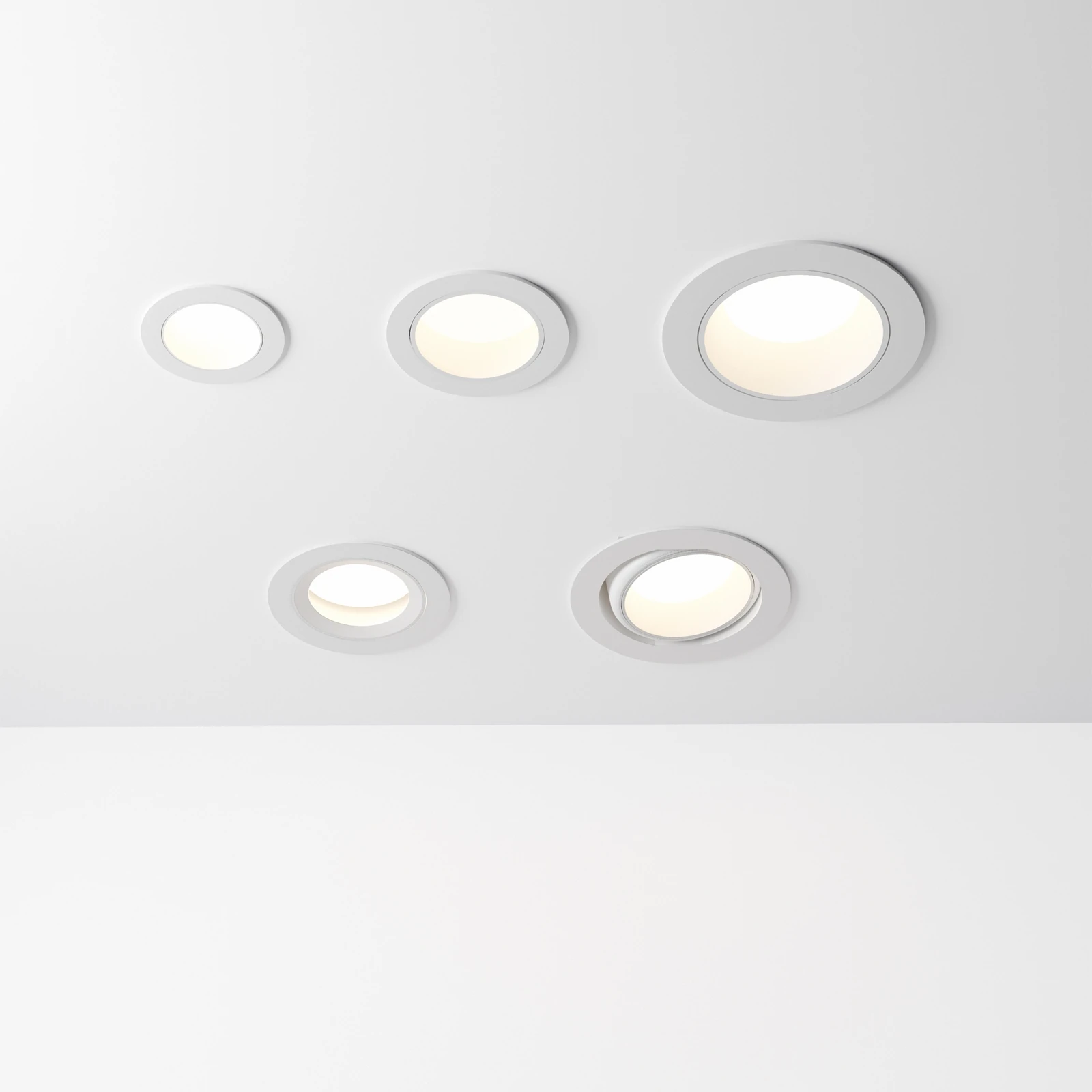 Quark Fi 2.8W 3000K Bk installed in an interior