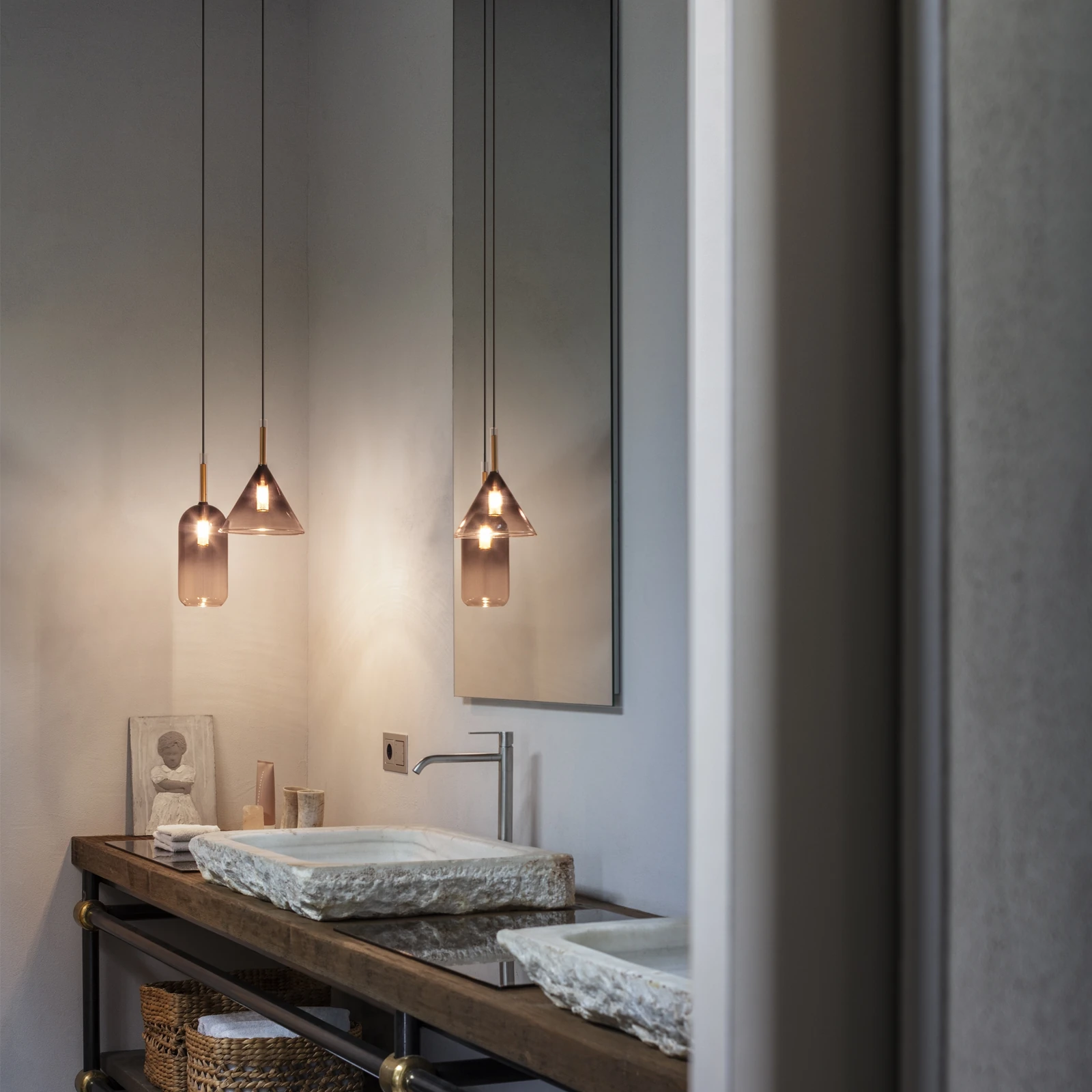 Empire SP1 Cone by Ideal Lux, installed