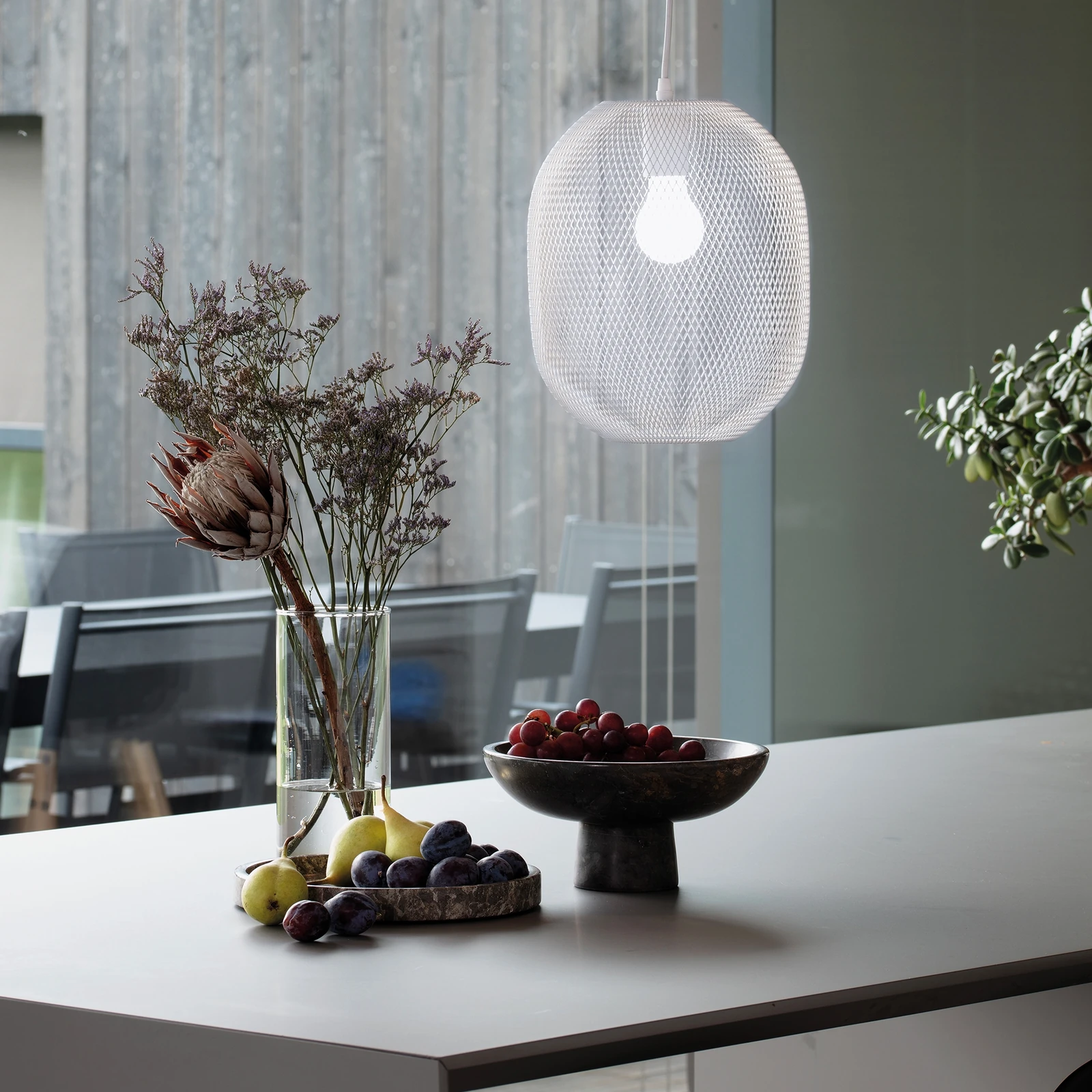 Net SP1 D24 White installed in an interior