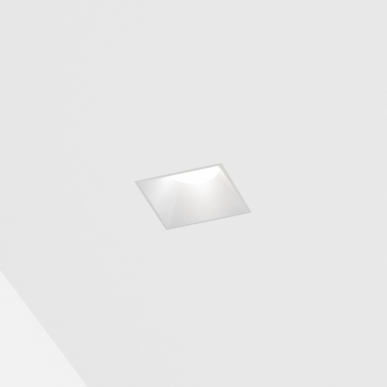 Game Trimless Square 11W 3000K Wh installed in an interior