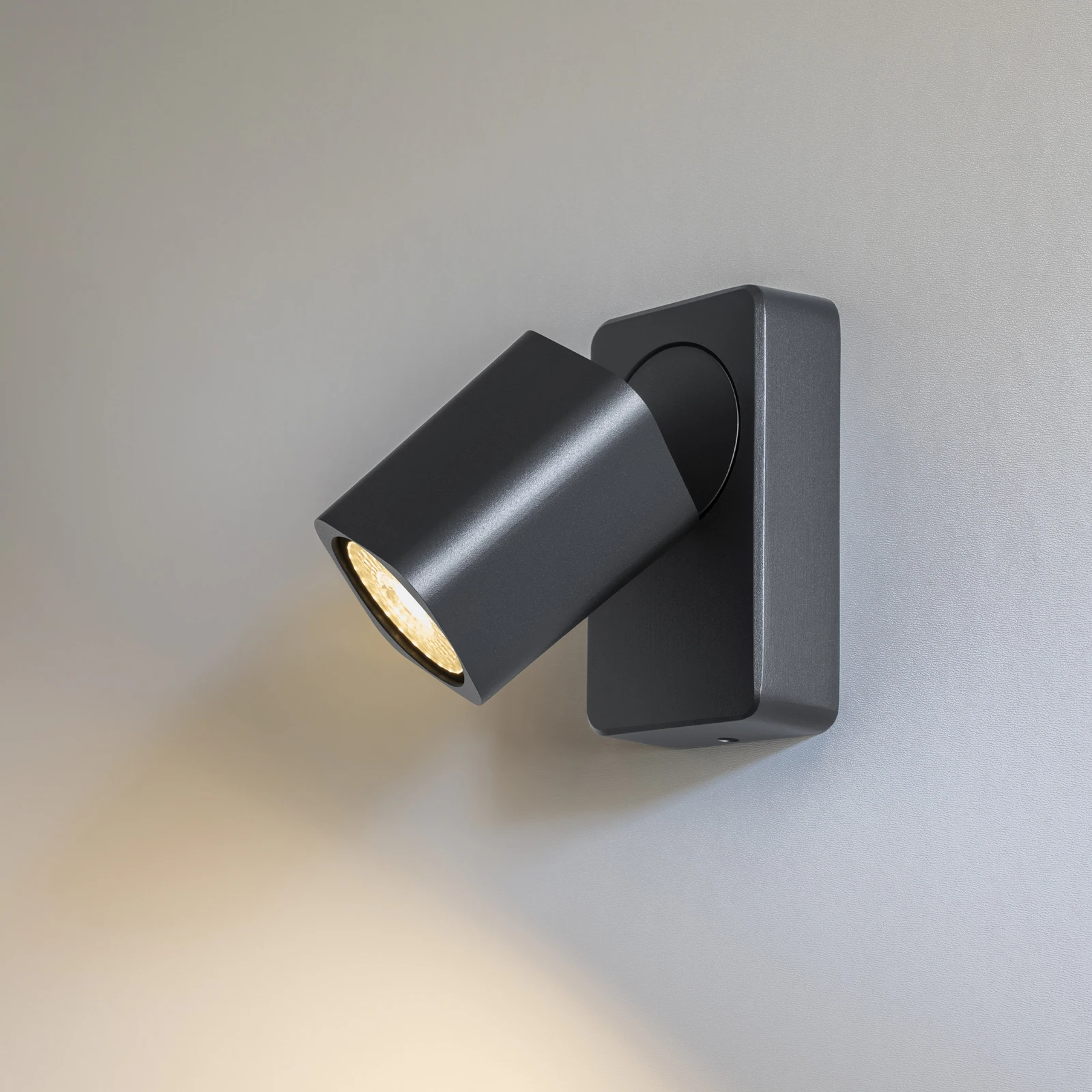 Rudy by Ideal Lux, installed