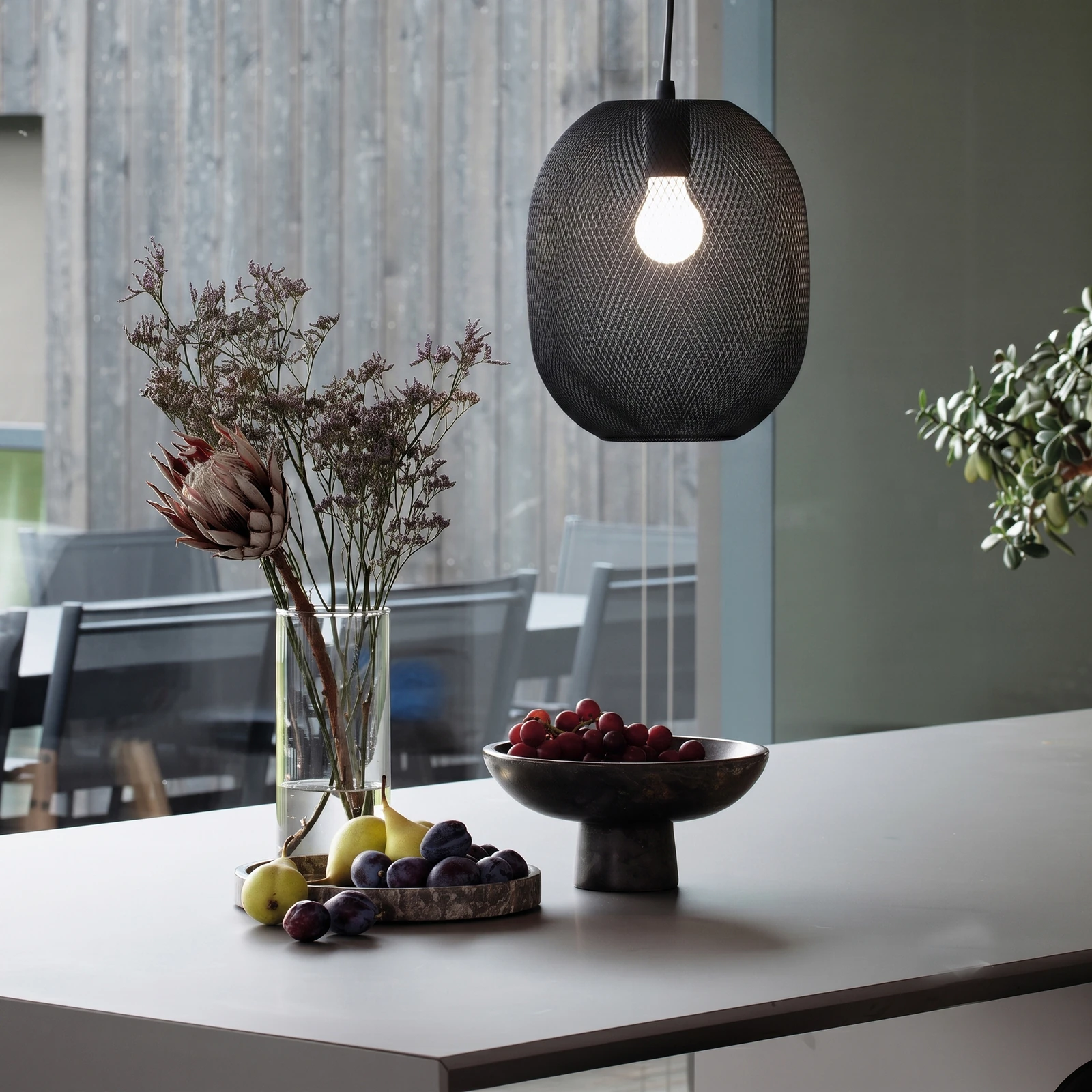 Net SP1 D34 Black installed in an interior