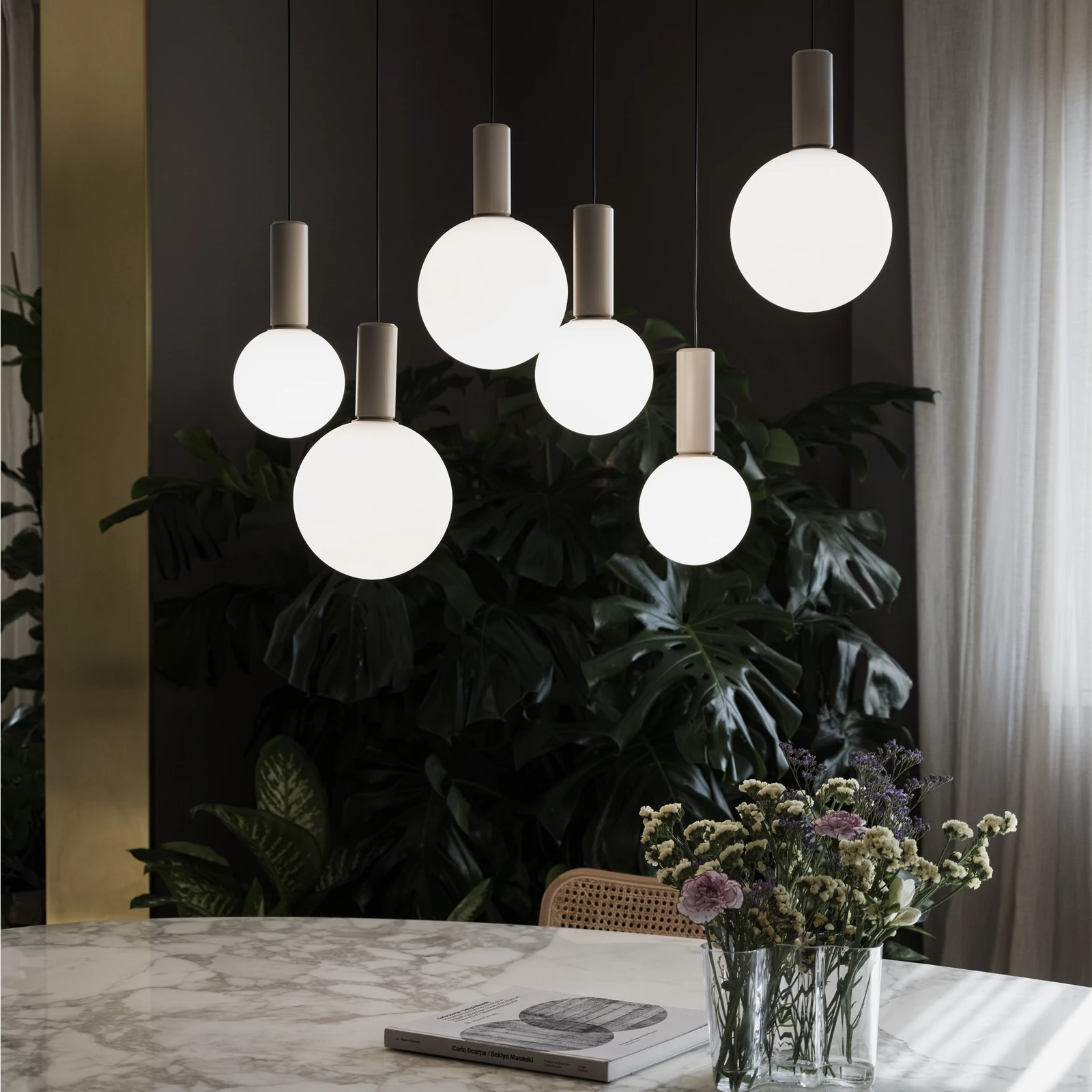 Odeon SP6 Linear by Ideal Lux, installed
