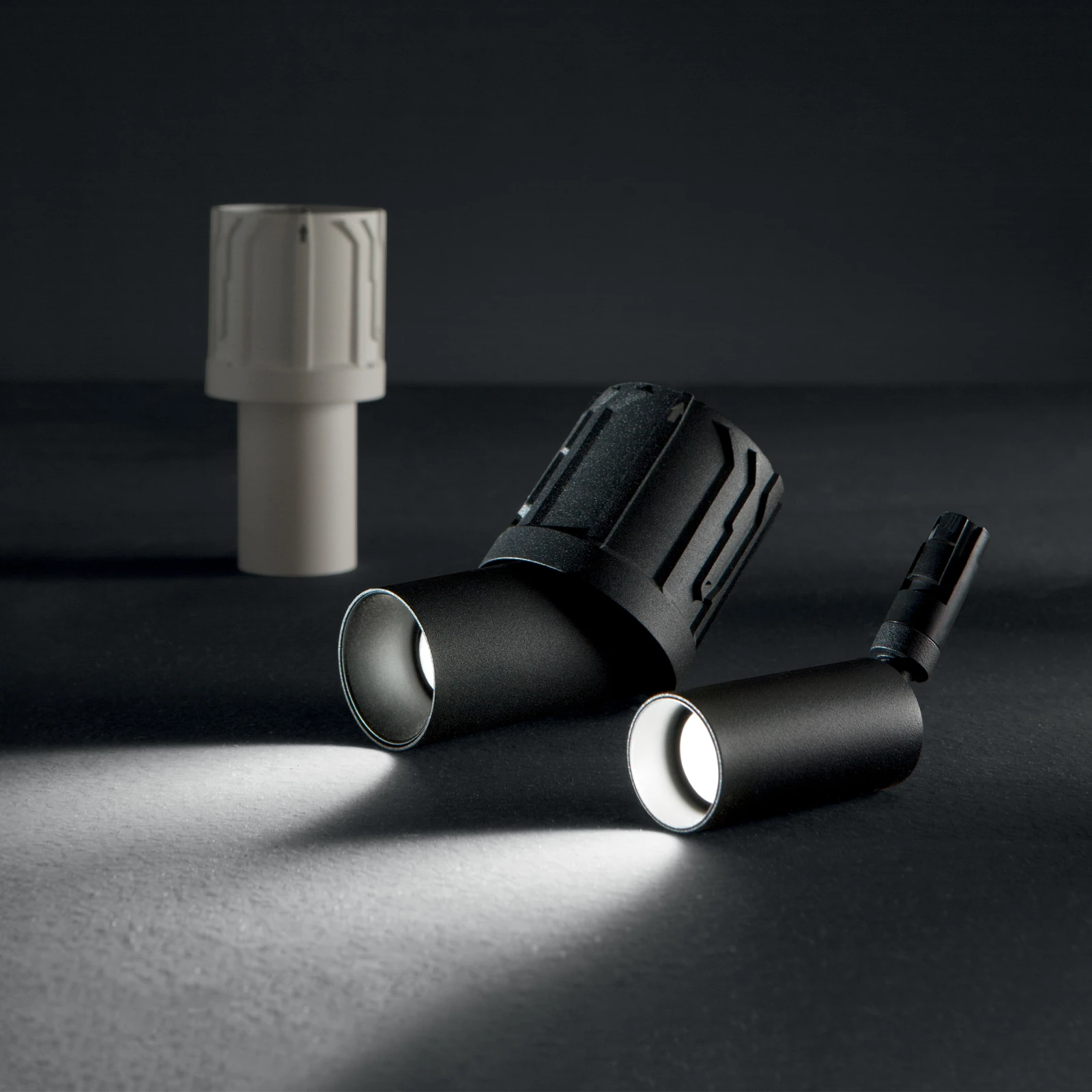 Beyond Source 10W Black installed in an interior