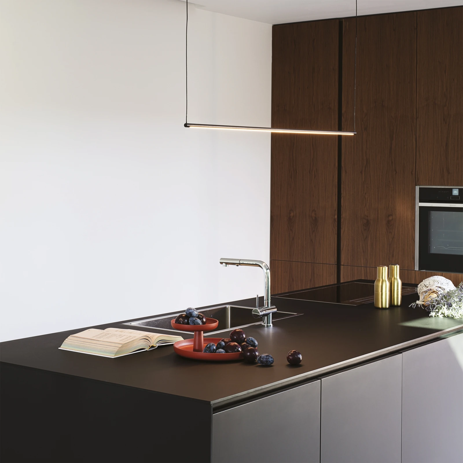 Essence SP Square 3000K Black installed in an interior
